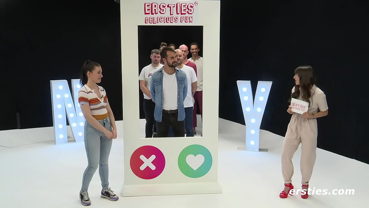 ersties game show - mature squrting blondie fesser beach