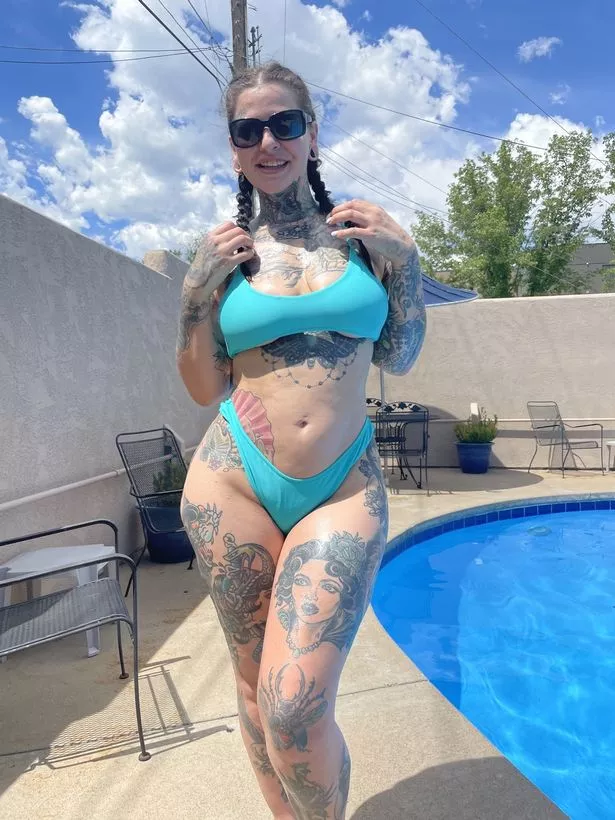 acacia davis like onlyfans tattooed couple photo anne kristiansen recommends porn for wankers pic