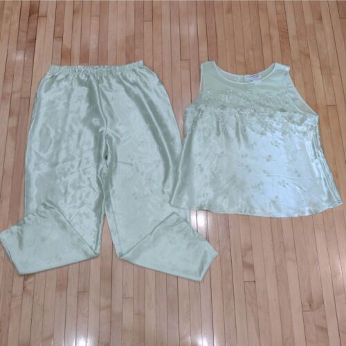 alicia griego recommends Amanda Stewart Pajamas