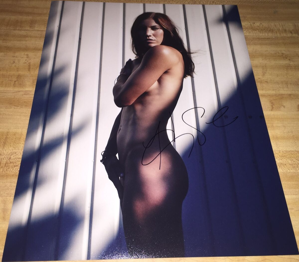 anthony liddy recommends hope solo nude images pic