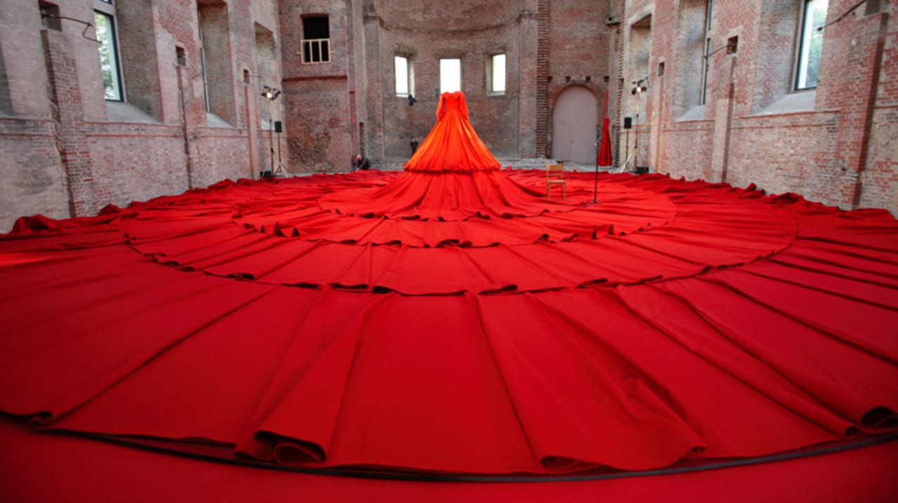 devouring gown - good hentie zuleyka basil