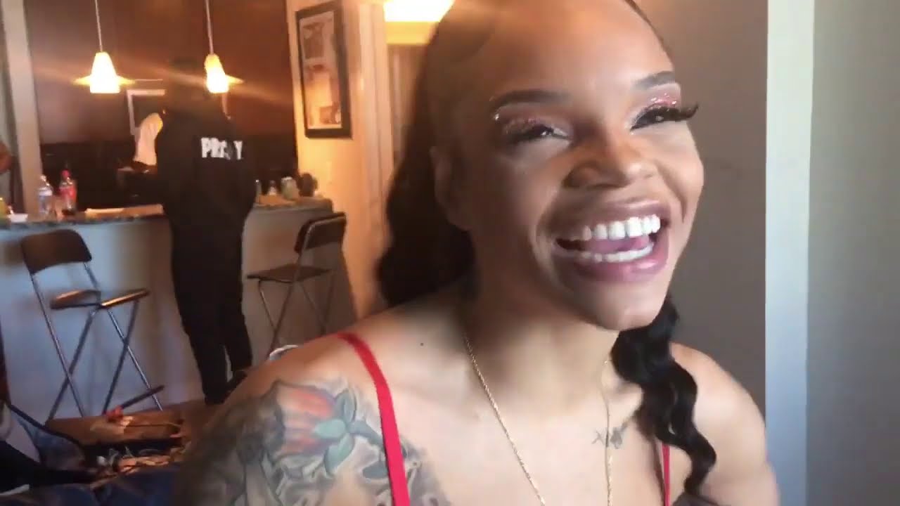 charile b hustle - syren de mer solo the worlds biggest clit