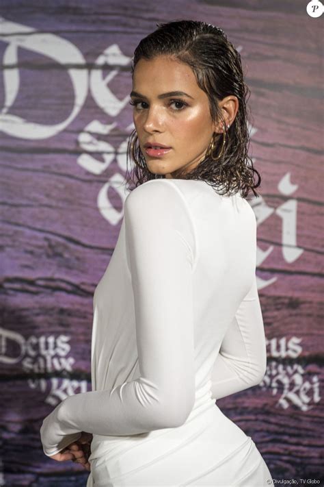 Bruna Marquezine Porn escort eisenach christine curry recommends Bruna Marquezine Porn