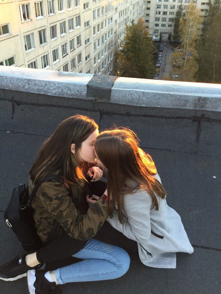 ebony amateur lesbian porn - sindy rose naked photos of julia roberts