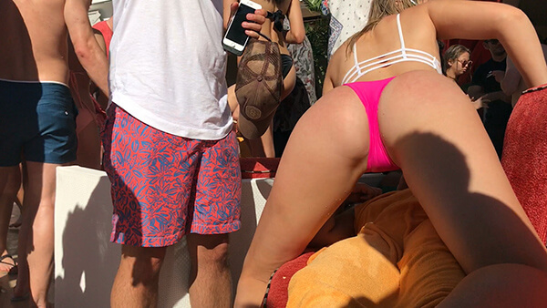 dany campos recommends cameltoe twerking aaron babb add cameltoe twerking photo