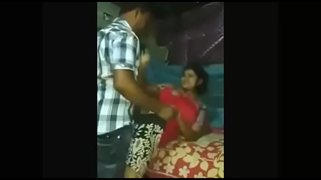 golden shower threesome