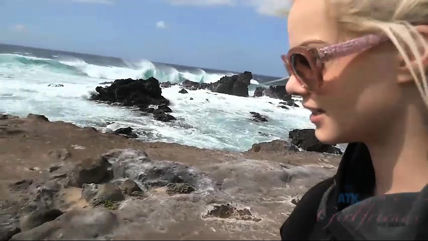 chup a cabra recommends Elsa Jean Beach