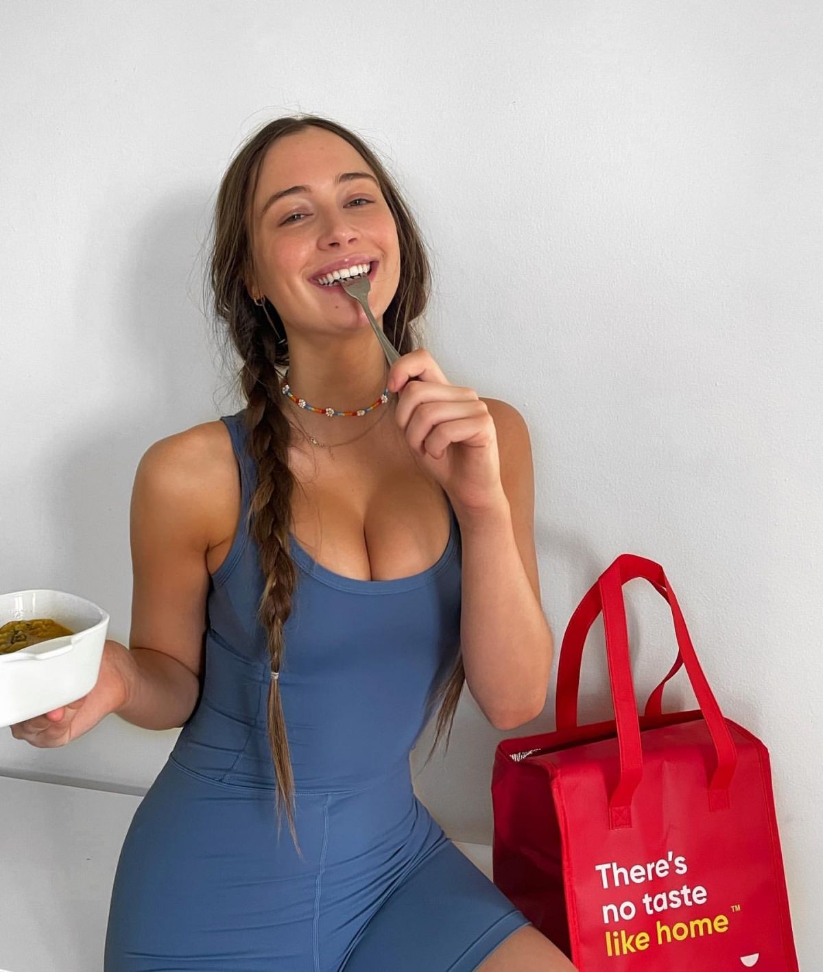 elsie hewitt instagram - hot shemale anal hannah hodson movies and tv shows