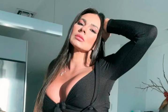 Best of mature heels anna lampe share esperanza gomez vids photos