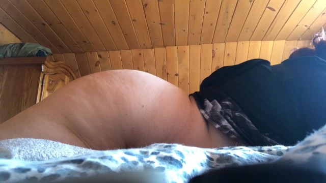 pillow humping squirt - hottest gilf submissive lexi