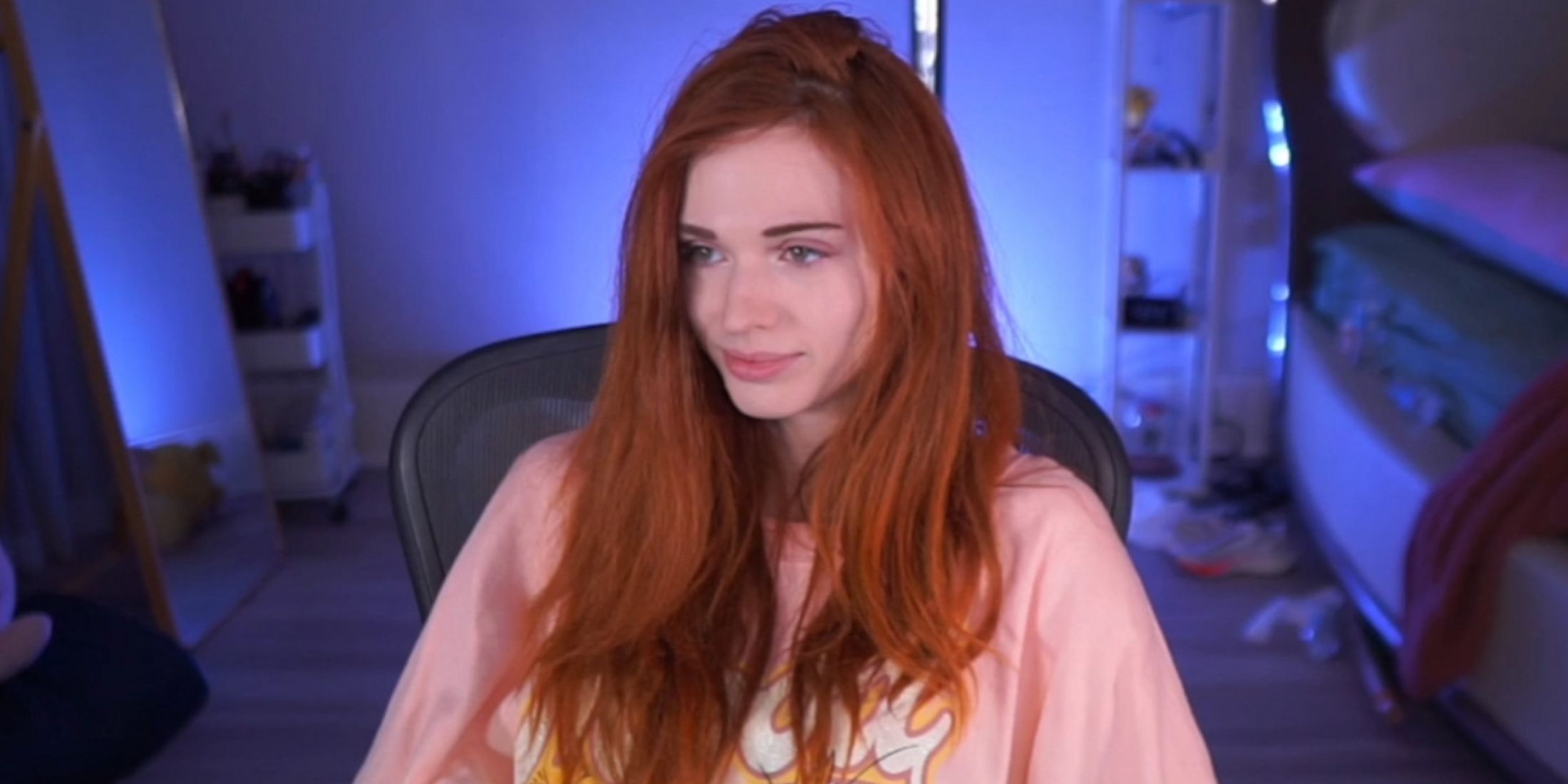 beth staves recommends Amouranth Foursome