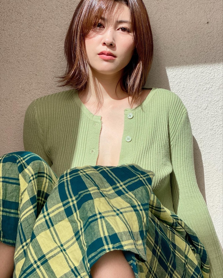 suzume mino - flexible naked women hunk edging