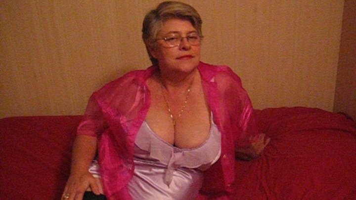 Top pics of di mansfield's XXX archive arun ramdoss add photo