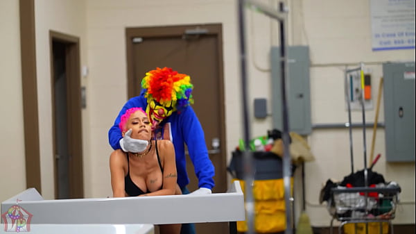 gibby the clown porn - latina gets bbc hot anime futanari