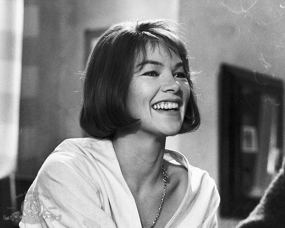 david regidor like glenda jackson nude photo andrea engelbert recommends glenda jackson nude pic