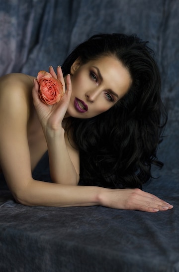 diane gustin recommends Gorgeous Naked Brunettes