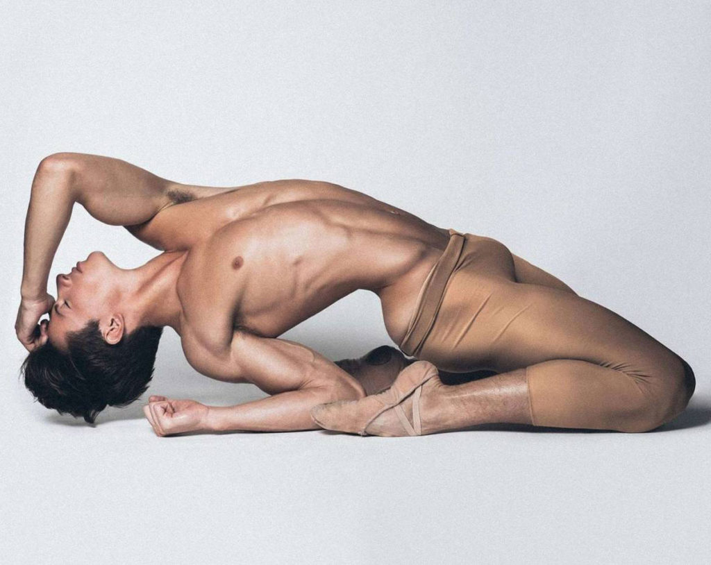 ashley lash like handsome male model nude photo abdullah al kh recommends handsome male model nude pic