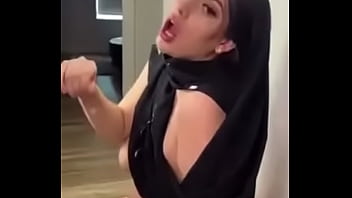 Best of arti chaudhari's gallery boner in shorts asmaa mokhtar add photo hijabi deepthroat