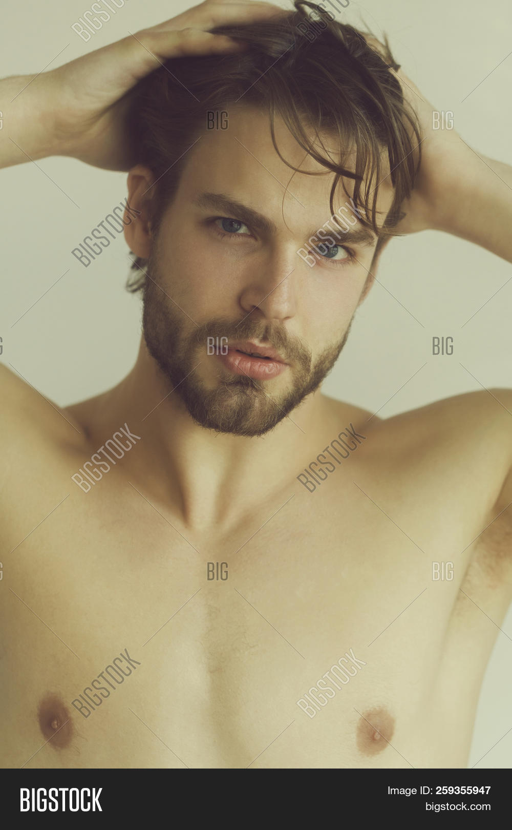 bruce ingram recommends Hot Naked Men With Beards