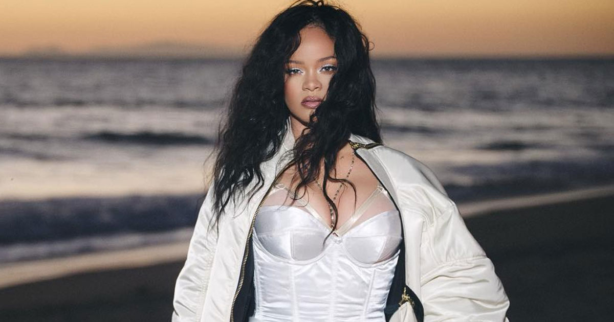 Hot Rihanna Photos massage eskort connie philbeck recommends Hot Rihanna Photos