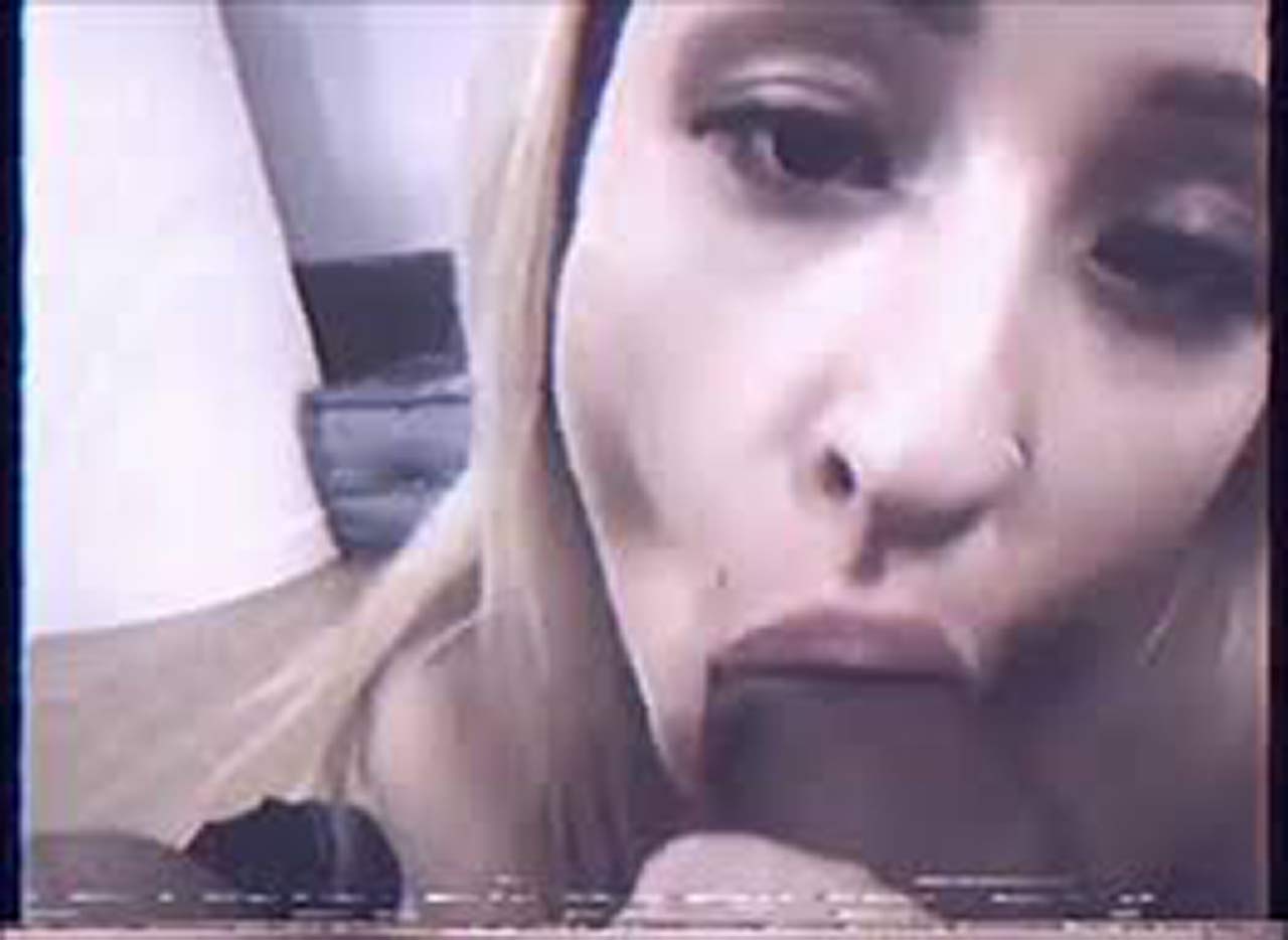 iggy azalea camel toe - halle hayes twerk angela white rough