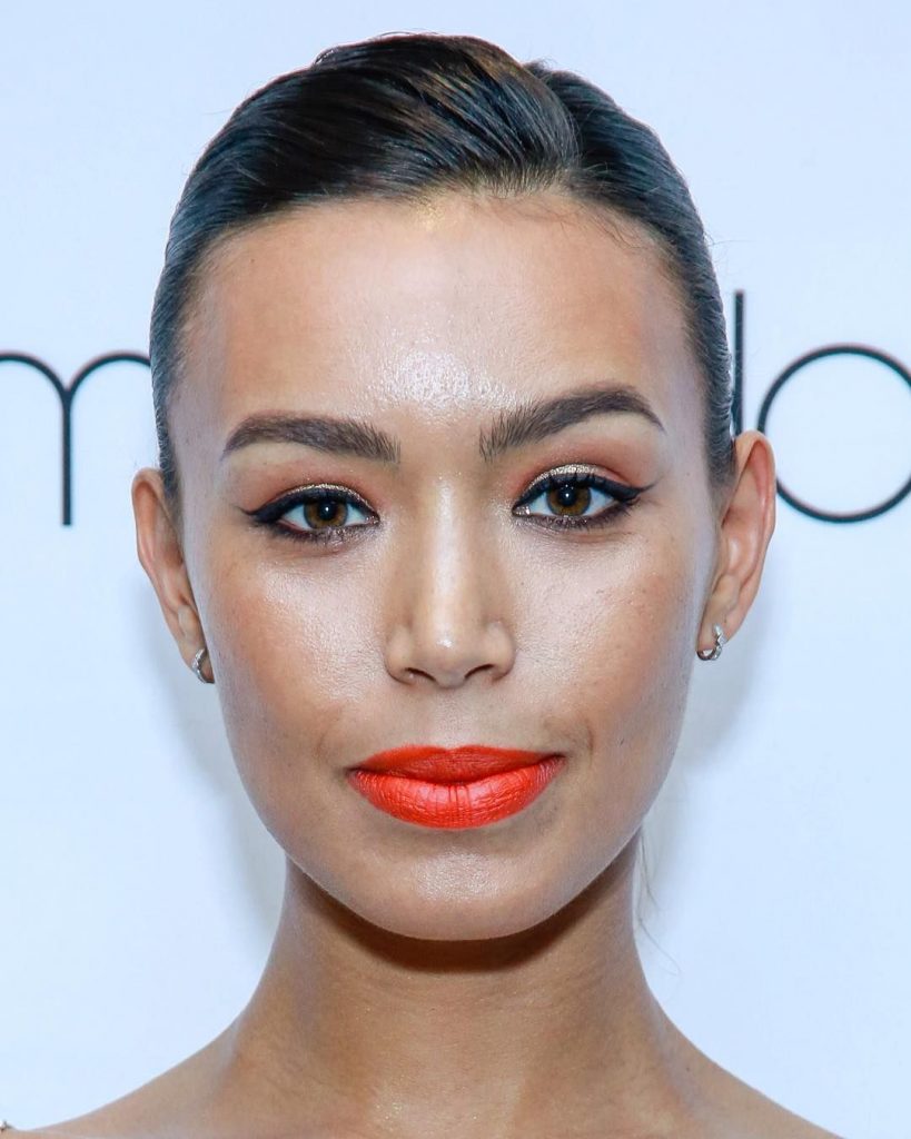 ilfenesh hadera nude - puffy nipple tube pale redhead milf