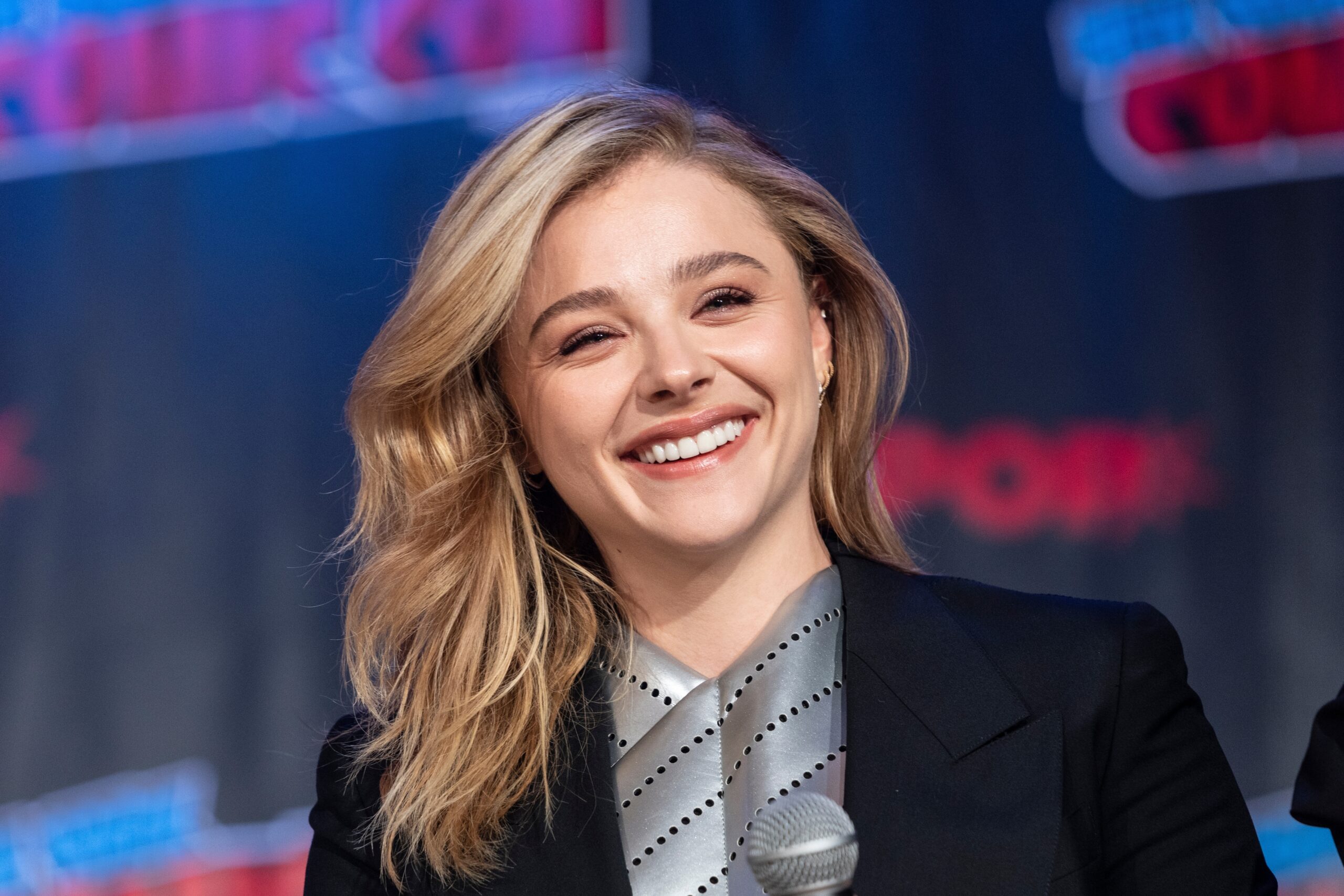 aileen cayabyab like is chloe grace moretz lesbian photo angela hobden recommends is chloe grace moretz lesbian pic