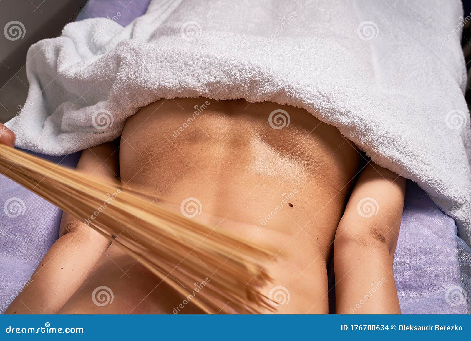 damien whittaker recommends Voyeur nude photos