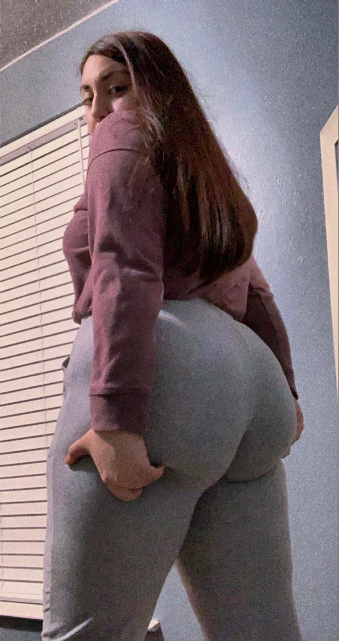 holly body videos
