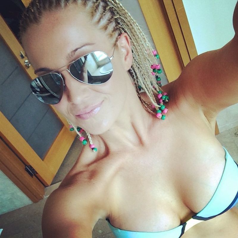 kellie pickler nude - women with hairy tits sinnistar carmen