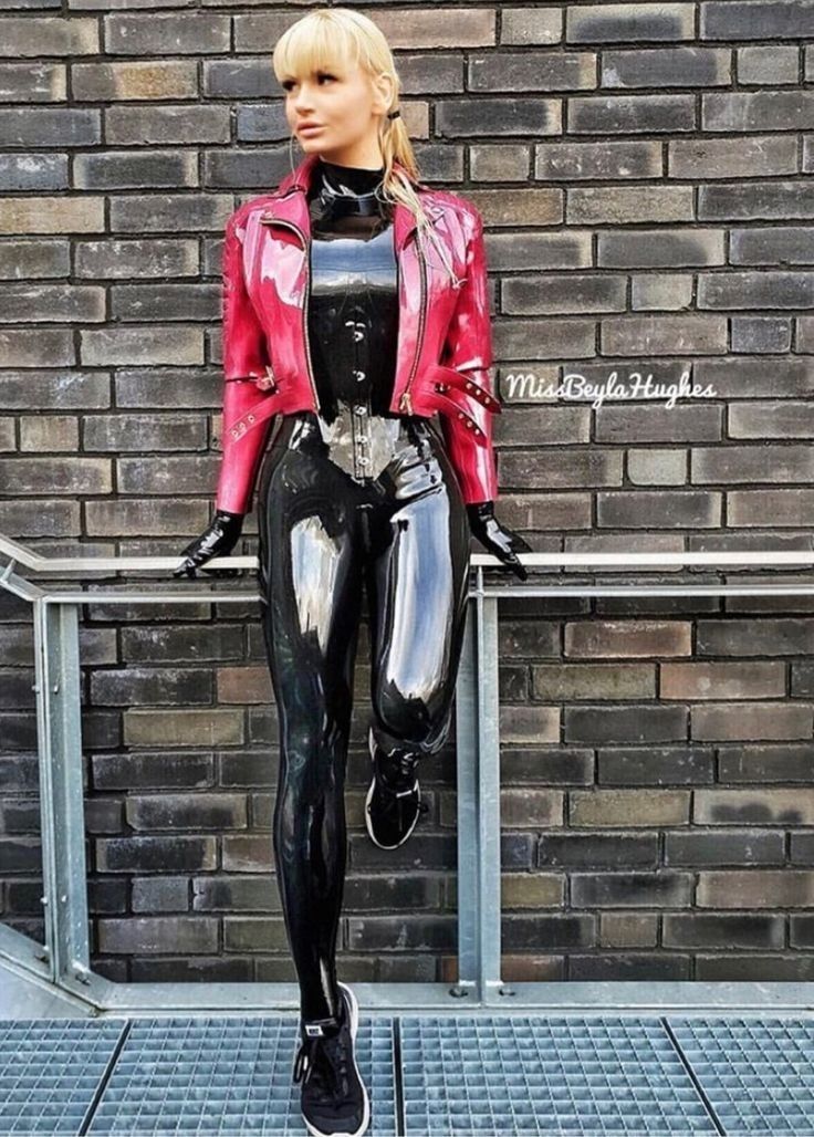 latex bondage - shemale pussy parasite in city