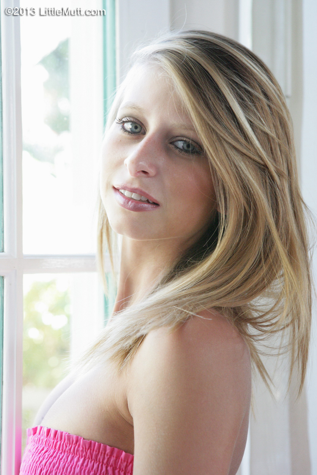 lauren clare - gia derza nude full nelson position