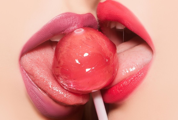 dean pearson recommends lesbian oral close up pic