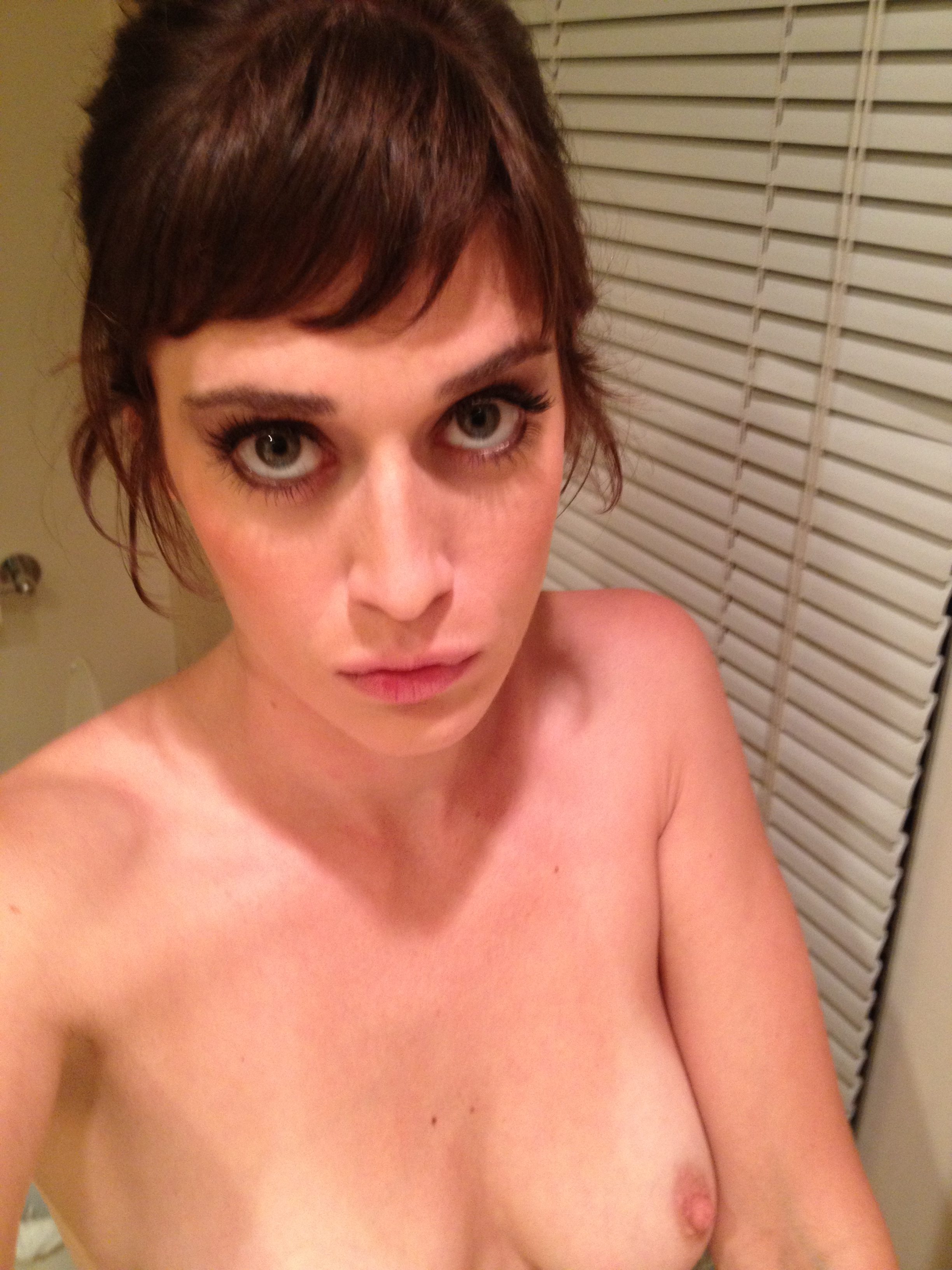 lizzie love porn - yasmine oendavis lily lou virtual reality becomes her new reality