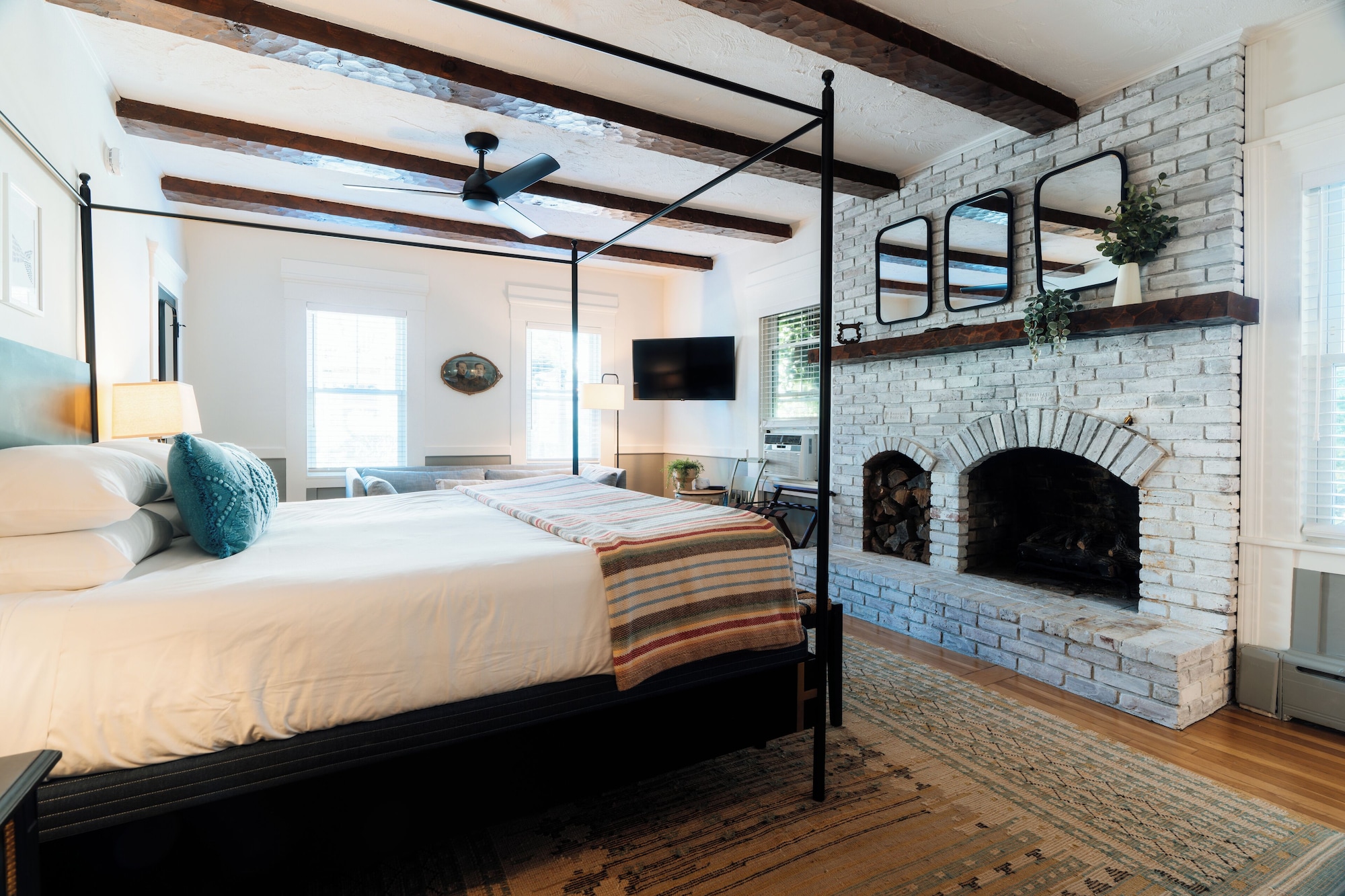 chinthaka illeperuma recommends Mercury Orbitz