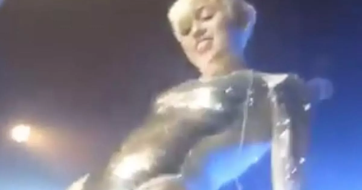 miley cyrus crotch pic - porn hyapatia lee pawg live cam
