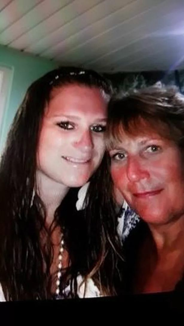 brandon kiel recommends Mom And Daughter Licking