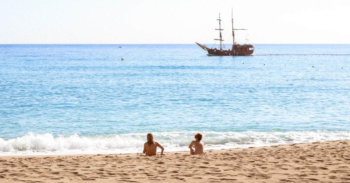 Naked Beach Barcelona hee nude angelie torculas recommends Naked Beach Barcelona