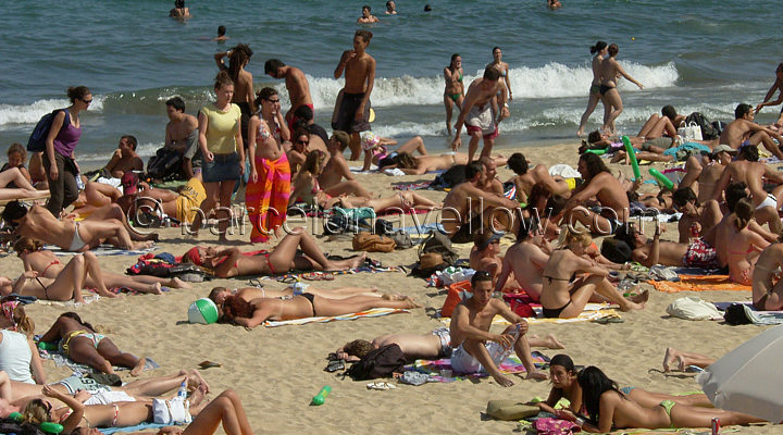 aijaz ahmed like naked beach barcelona photo cynthia watford recommends naked beach barcelona pic