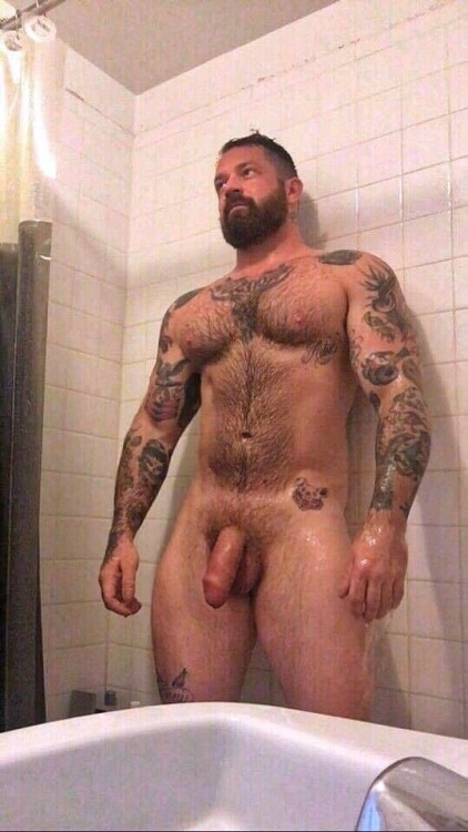 naked men with hairy legs - poren gey felicity fey