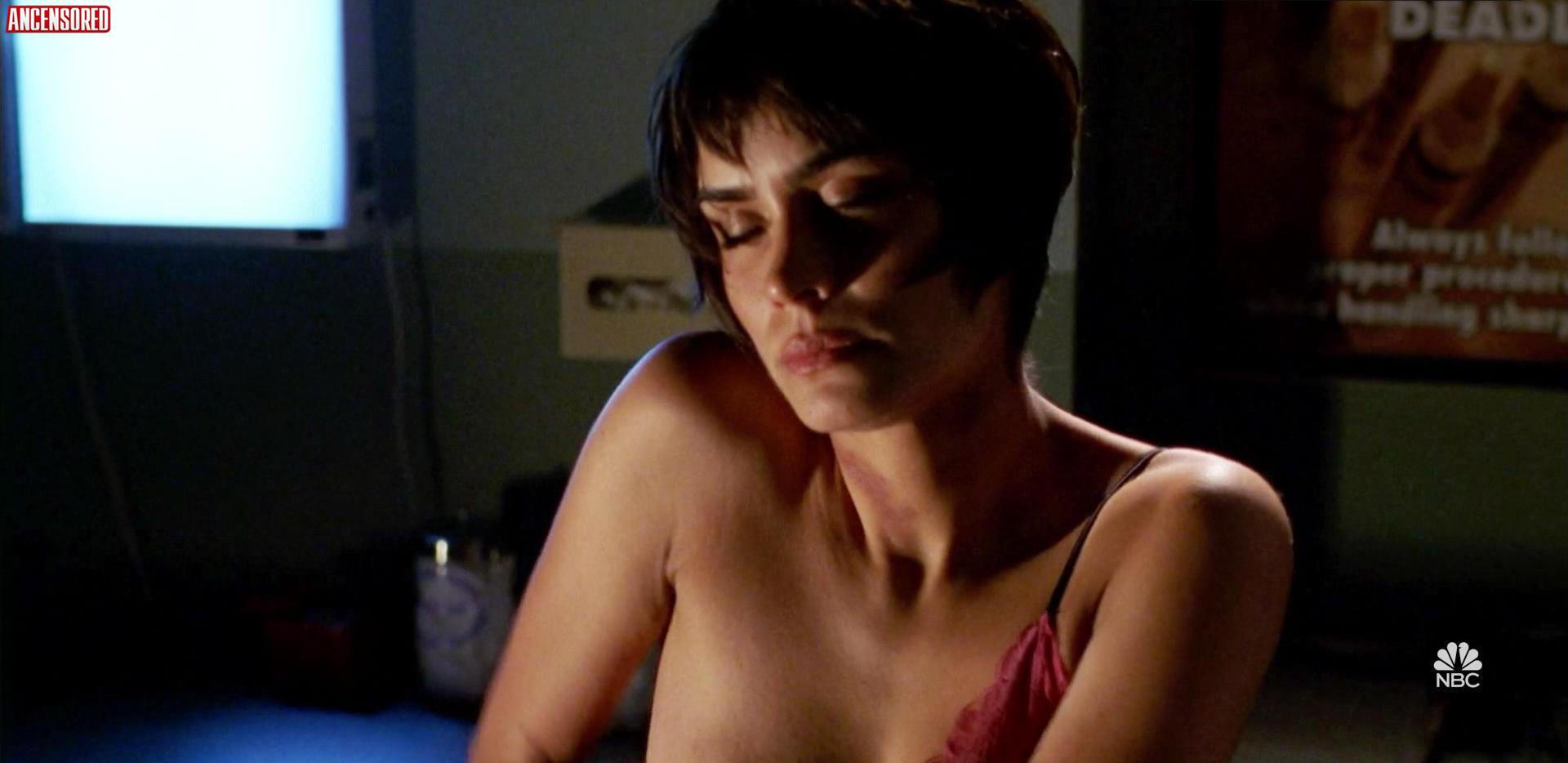 Best of indian horny porn aj ring share naked shannyn sossamon photos