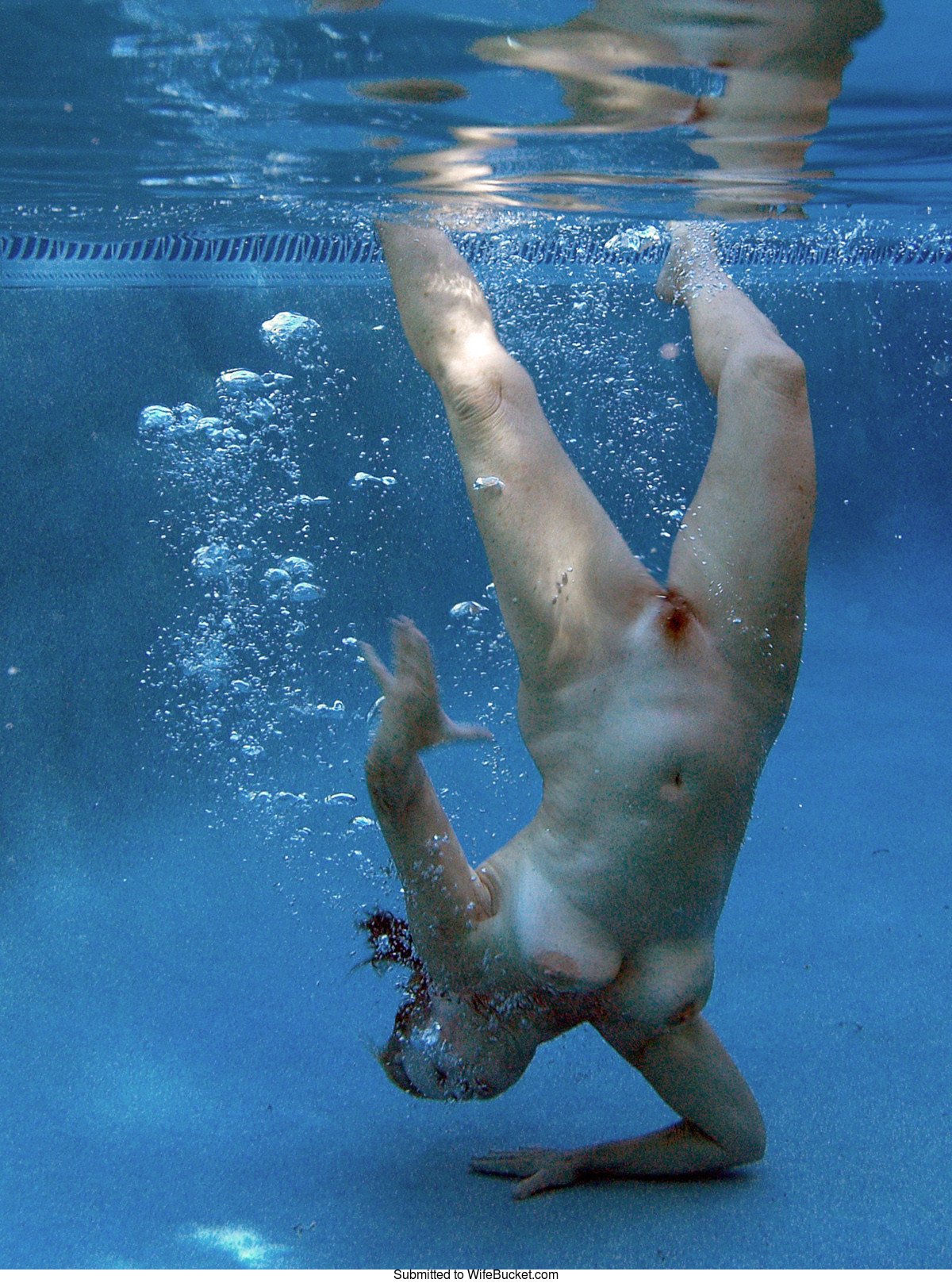 ashley b thompson recommends naked underwater pic