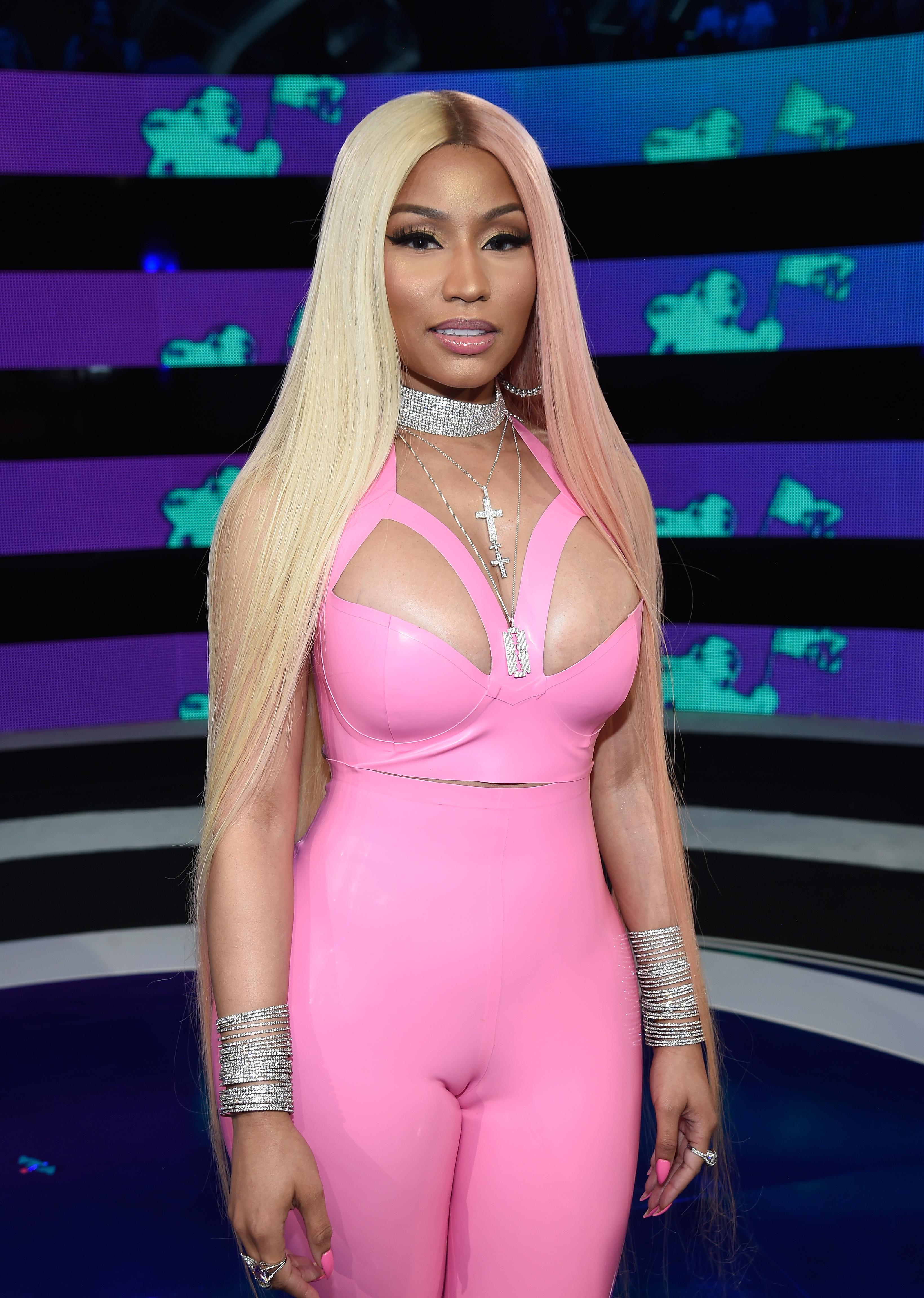 nicki minaj pornz - willow ryder creampie old men jerkoff