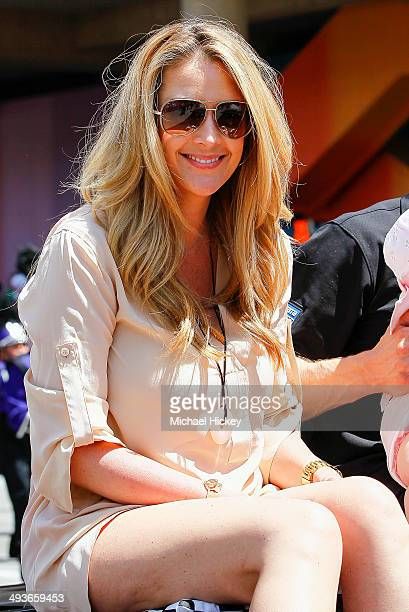 donna darby like bikini nicole briscoe photo abdullah abdulghani recommends erika lavigne pic