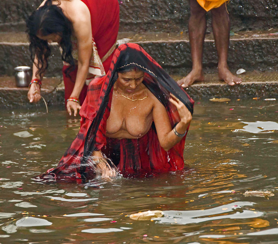 dee en recommends nude bathing in public pic