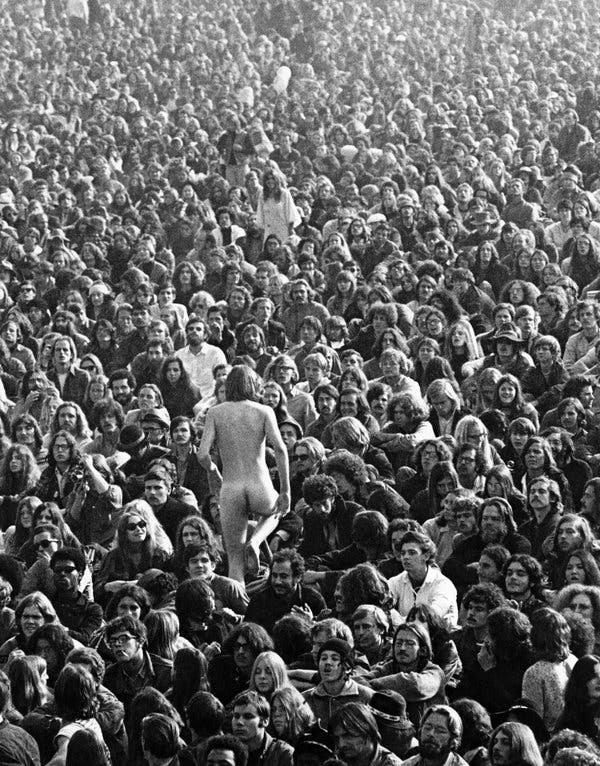 aaron sowell like nude public events photo alun oliver recommends nude public events pic