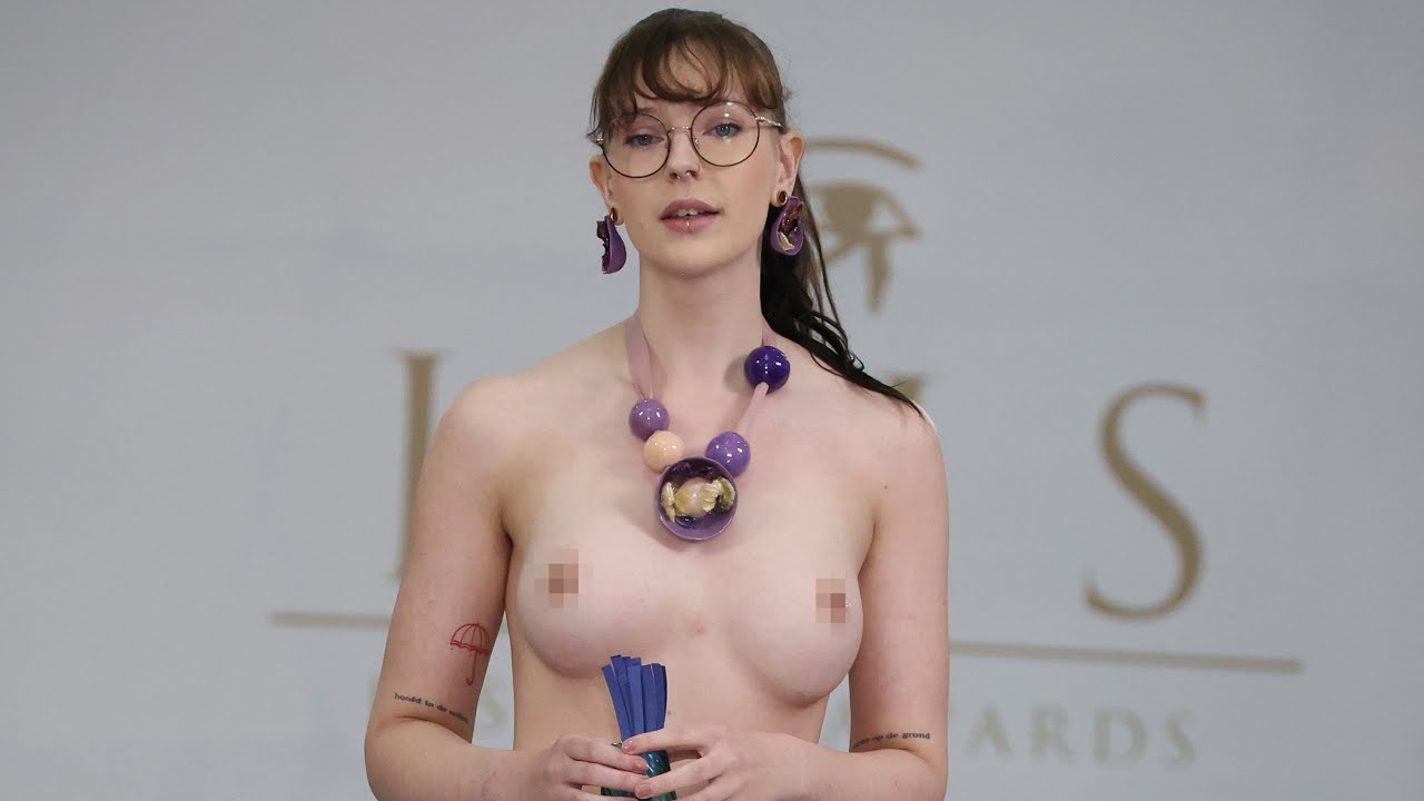 becka hooper like nude show photo doug neal recommends nude show pic