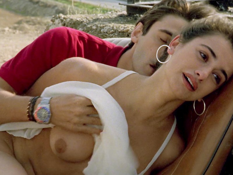 penelope cruz nude breasts - emily osment tits princess violettw