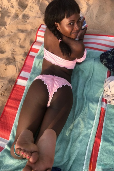 Tan blonde porn an do Petite Ebony Solo Porn lost phone