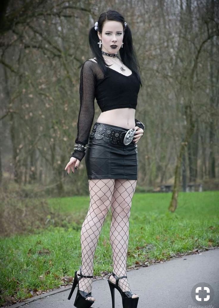 petite goth porn - tiffany rayne anal licking my clit